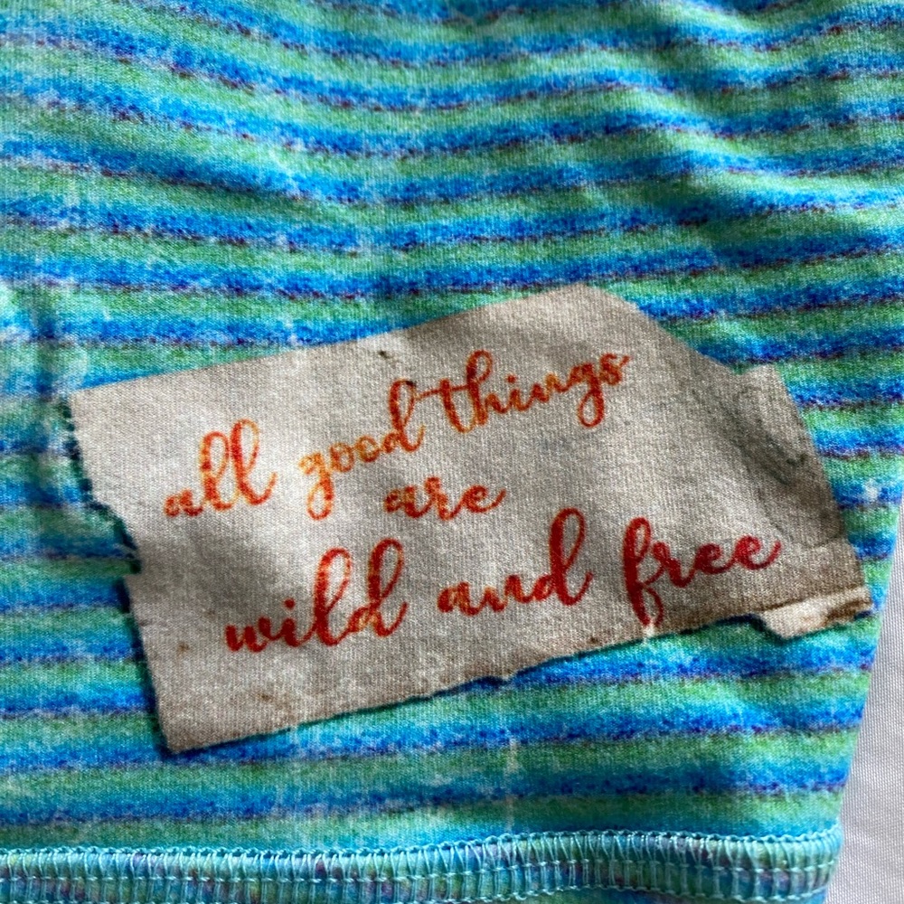 All things are wild & free leggings